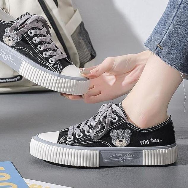 DIS_ Sepatu Sneakers Wanita Teddy Bear Ala Korean Style Kanvas  Shoes Casual Sepatu Wanita Sepatu Putih Wanita Sepatukasual Sepatu Murah Terlaris Hitam