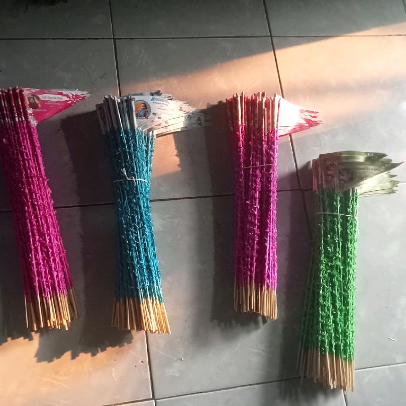 bendera aqiqah isi 100 batang 0