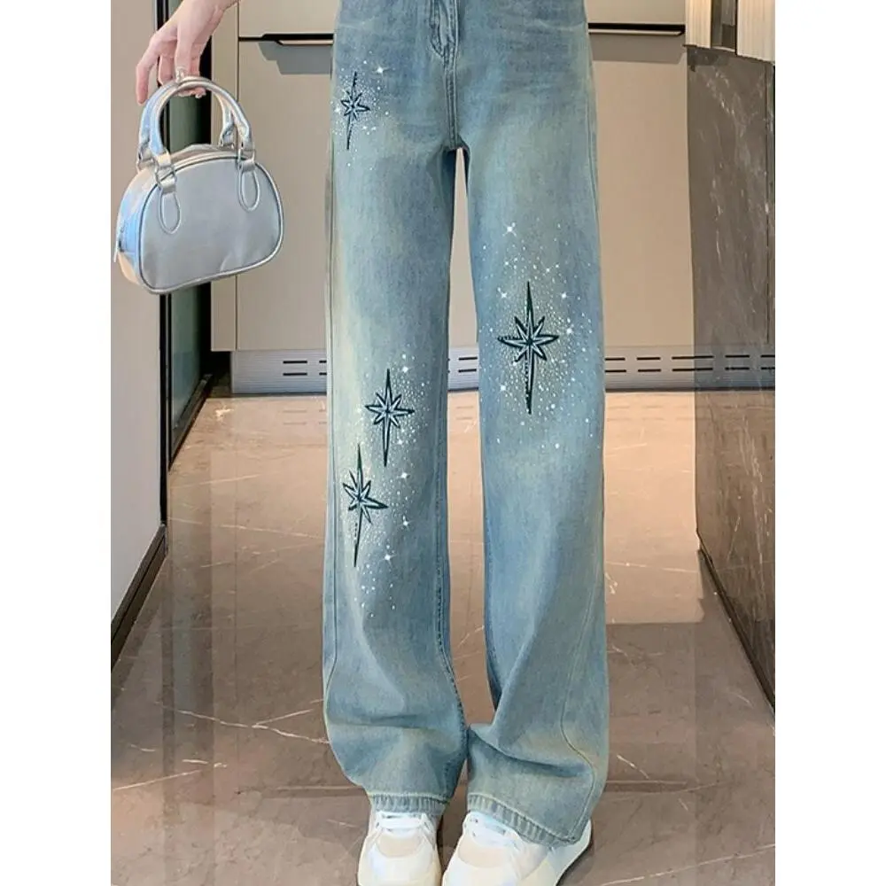 Quần Jean Rhinestone Cố Định Nóng Thêu Cổ Điển Hàng Châu Âu, Dành Cho Nữ, Thời Trang Mới 2025, Hình Quả Lê, Cạp Cao, Quần Thẳng Bó Sát, Thích Hợp Cho Cô Gái Đầy Đặn, Bộ Sưu Tập 1279 Người, Quần