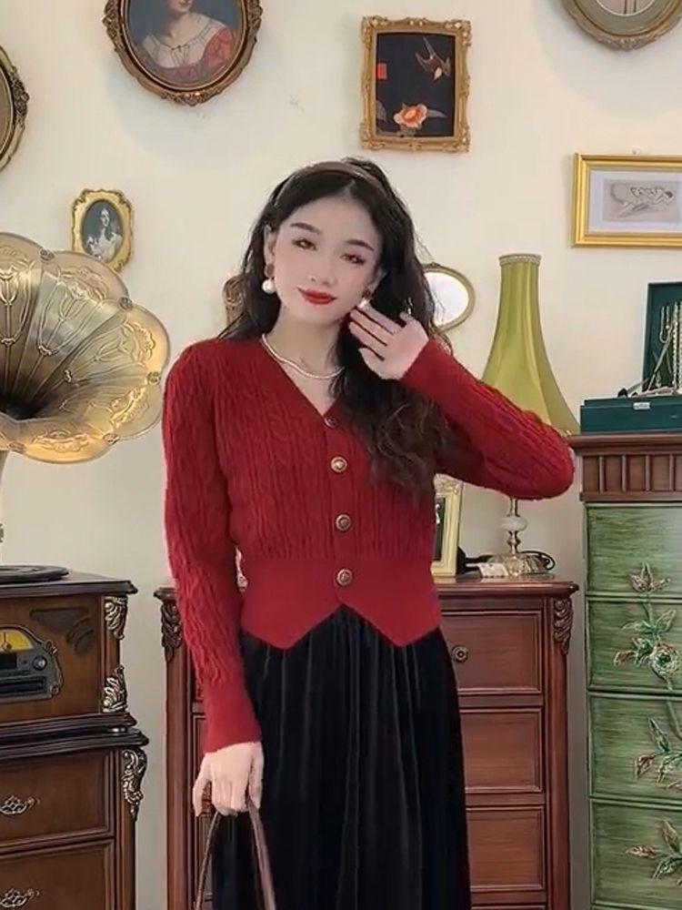 Product Introduction of Áo Khoác Cardigan Dệt Kim, Phong Cách Pháp, Dành Cho Nữ, Thích Hợp Cho Mùa Xuân, Mùa Thu / Đông, Thiết Kế Đẹp, Phong Cách Phương Tây Độc Đáo Áo Len Trông Trẻ Trung, Phong Cách Chanel, Bán Chạy 13