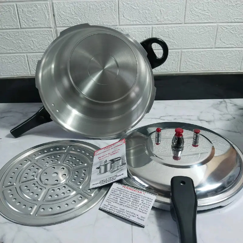 Panci Presto 12 L HC Lapisan Anti Lengket Aluminium 1
