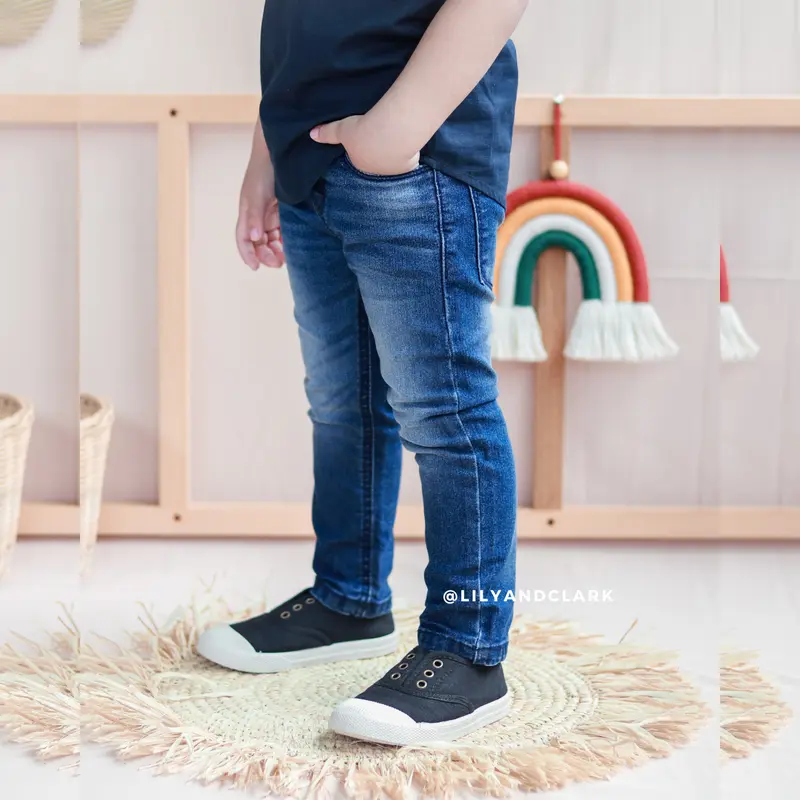 Lily And Clark Celana Jeans Basic Anak Laki-Laki Bahan Nyaman Berkualitas Warna Dark Blue JS03 Fashion 1