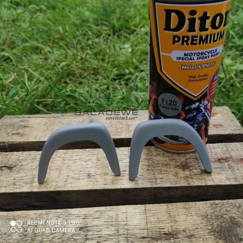 Skala Truk Plastik Slebor Depan Kiri Kanan 0