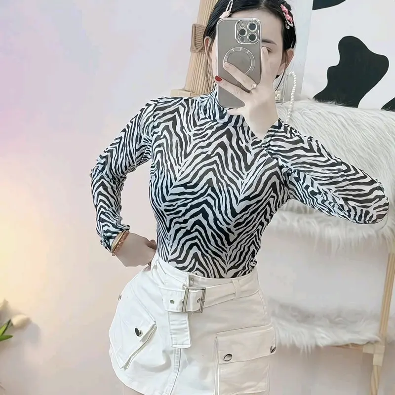 Áo lưới cổ lọ tay dài hoa văn thoải mái ôm body co giãn cho nữ - Women 3