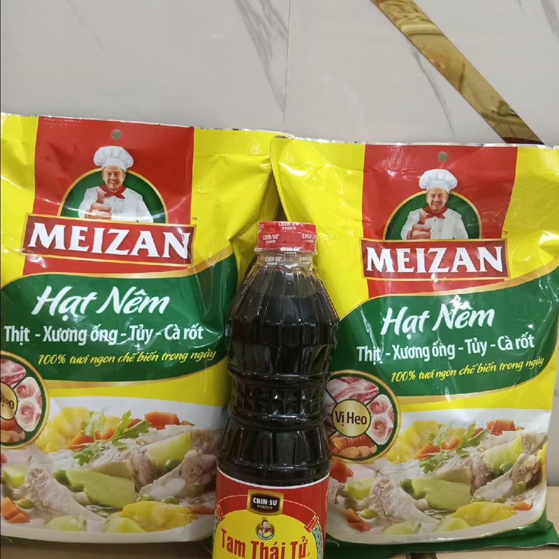 2kg hạt nêm Meizan vị heo + 1 chai nước tương Chinsu Tam thái tử nhị ca 500ml