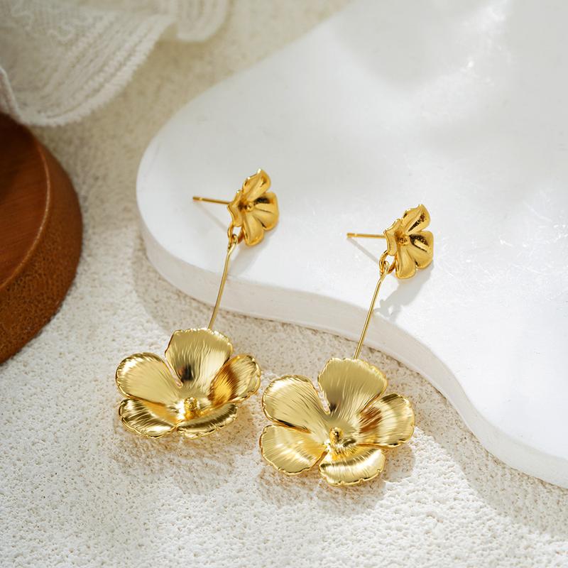 Product Introduction of Women 18K Gold Plated Pendant Earrings Flower Petal Earrings 8
