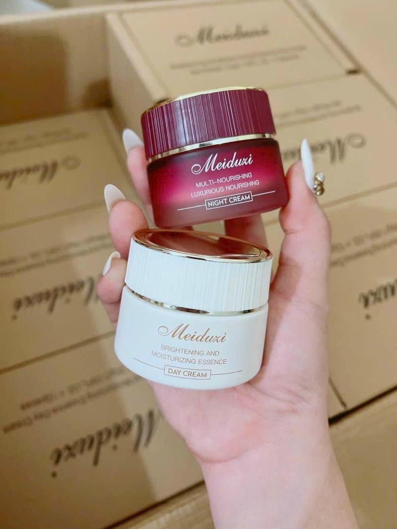 Product Introduction of ̀  ̂́ ̀ ̂̀ ̛̛̣ ̣̂ (không bong tróc ,đỏ da) chính hãng #180k /hộp #350k/cặp  Mua 2 tặng 1son 1