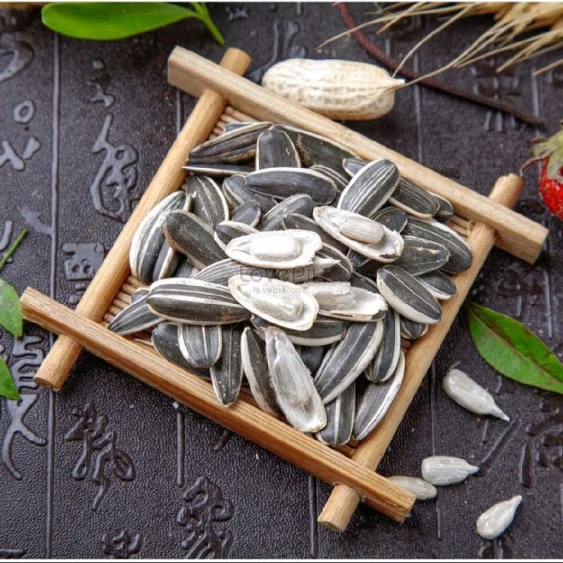 Hạt hướng dương rang sẵn nguyên vị 300g Tâm An Food Snack