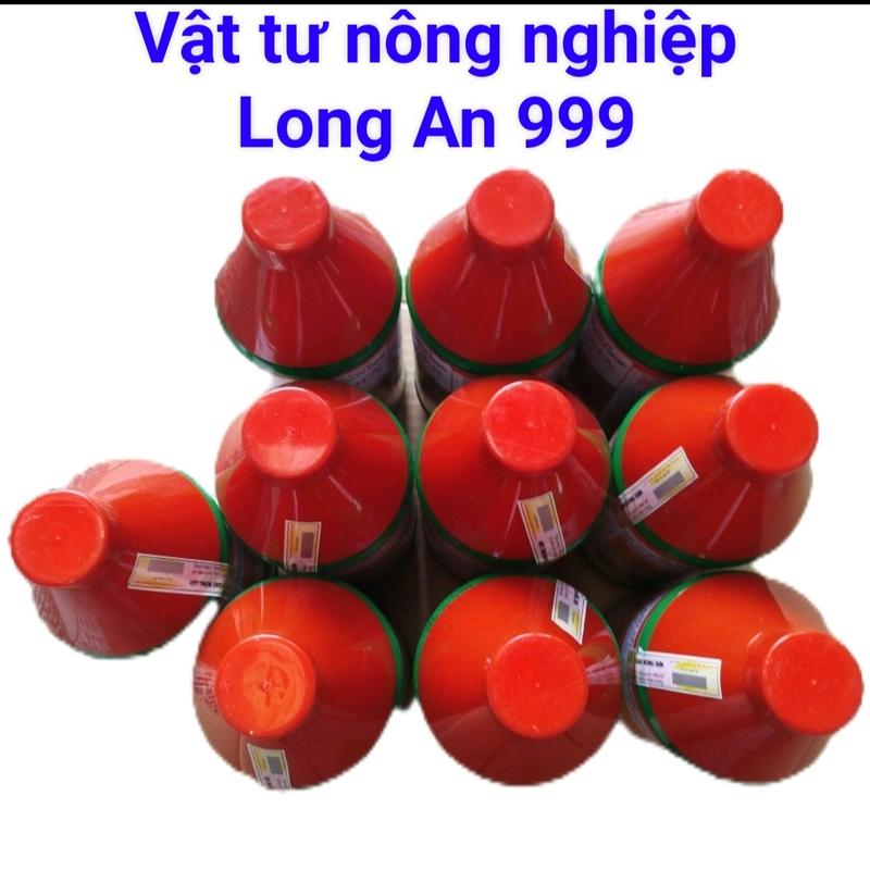 10 chai TRAU RUNG ĐEN THỂ TÍCH 900ML kiểu nắp đỏ có ren khóa nắp chai, dùng để chứa nước bảo quản tốt hơn các chất lỏng sẽ được chứa bên trong chai nhựa HPVE nguyên sinh chống RĨ NƯỚC. Đựng Gia Vị