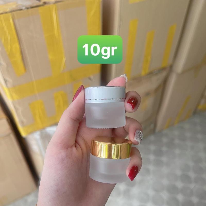 [Giá sĩ] combo 10 hủ face thuỷ tinh nắp vàng 5gr-10gr-20gr-30gr-50gr 2