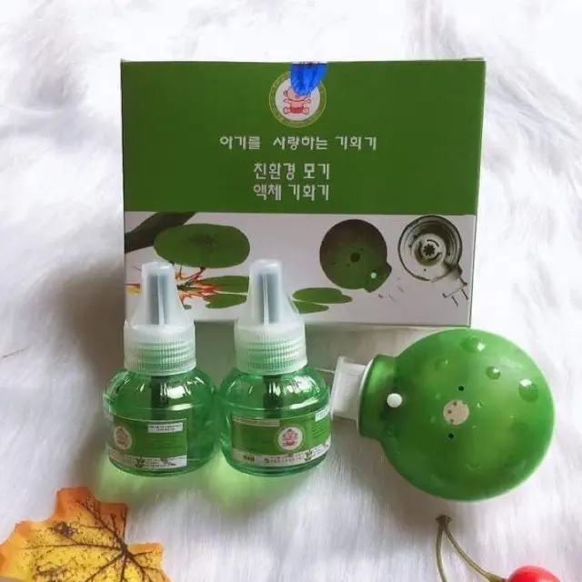Đèn đuổi muỗi xông tinh dầu ( 1 đèn + 2 tinh dầu)