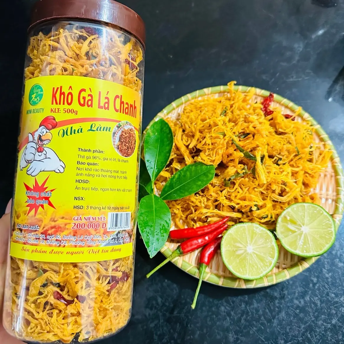 Khô gà lá chanh - món ăn vặt ngon miệng dễ làm