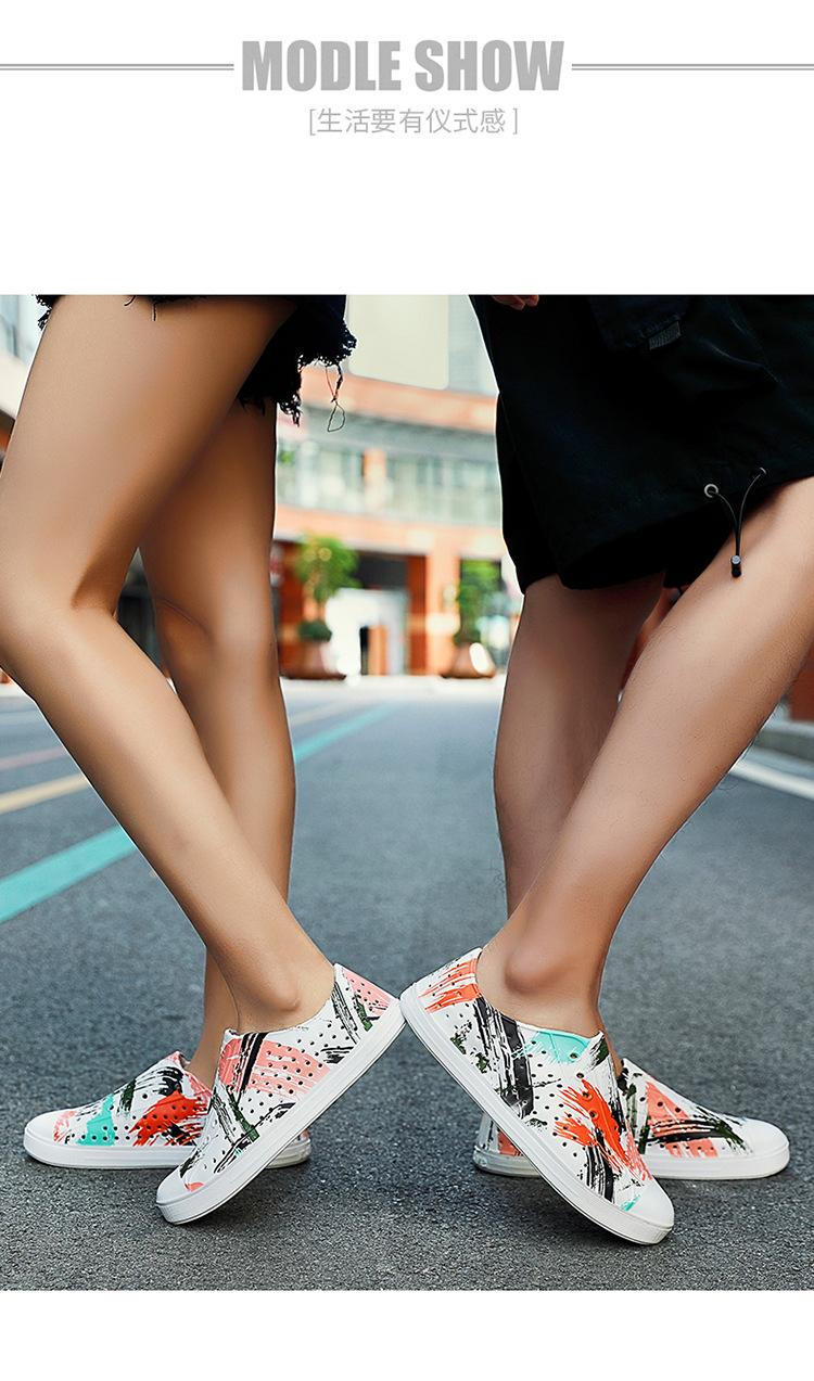 Product Introduction of Summer Bambootune Hole Shoes Couple Graffiti Men's and Women's Casual Closed Toe Wading Outdoor Beach Breathable Sandals 3