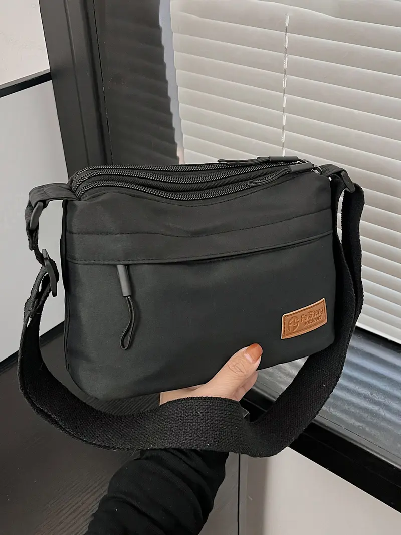 ショルダーバッグ　メッセンジャーバッグ　ブラック　上品 ふわふわ GEX Messenger Bag - メッセンジャーバッグの新しいかたち| WHITEÂGE