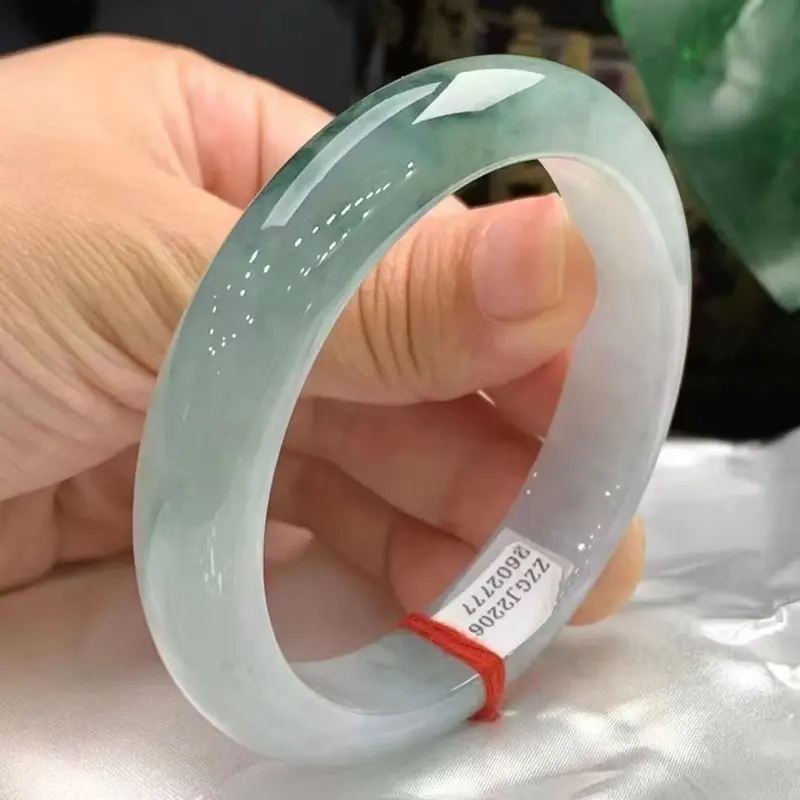 [Giảm Giá Đặc Biệt] Vòng Tay Ngọc Bích Tự Nhiên Vòng Tay Trẻ Em Màu Xanh Lá Cây Sáng Giống Như Băng Đậu Phộng Nổi Quà Tặng Ngày Lễ Cho Bạn Gái Tặng Mẹ 0