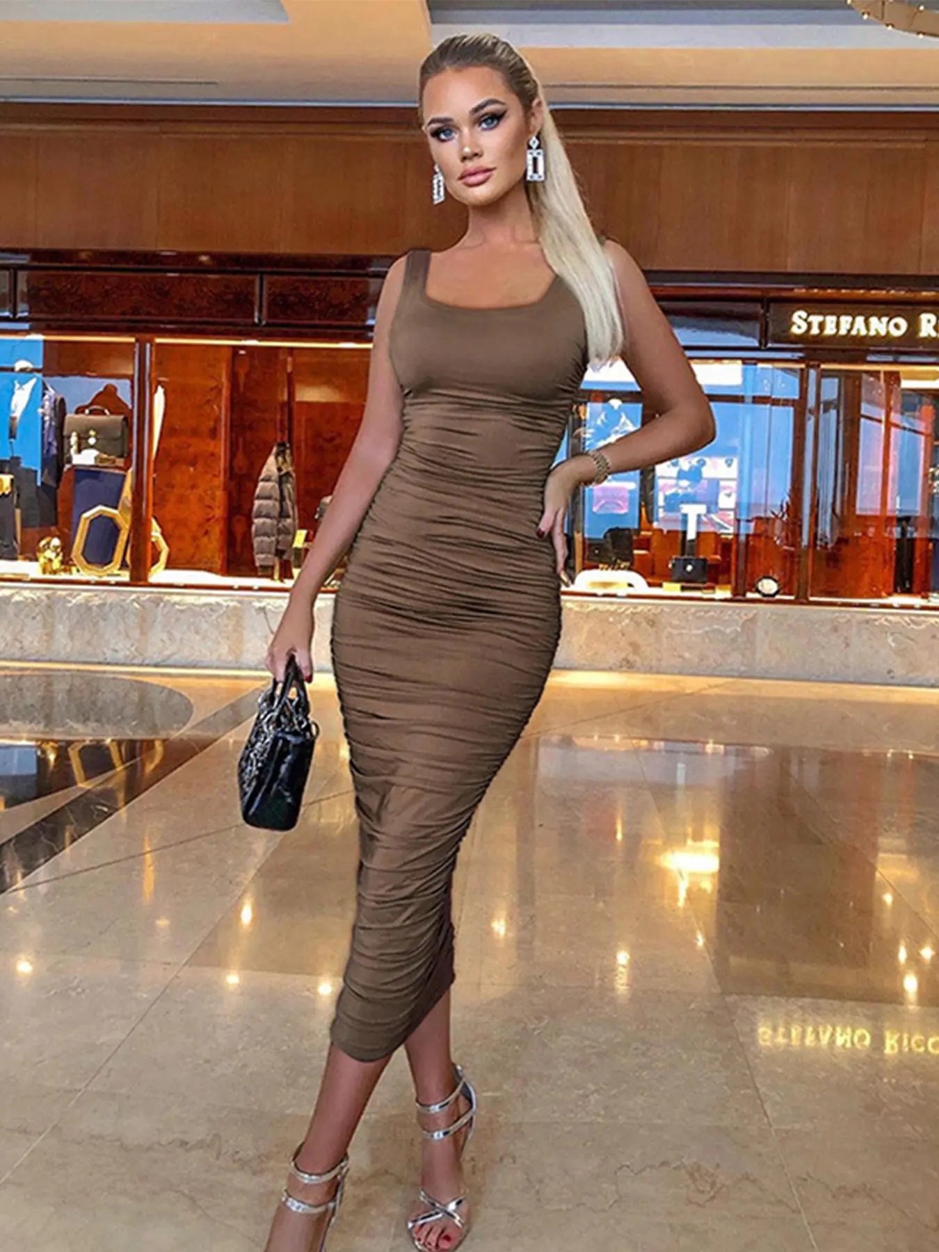 Women's Plain Ruched Backless Bodycon Dress, Elegant Square Neck Sleeveless Midi Dress, Ladies Summer Clothes for Party Dating Wear Valentine's Day, gift