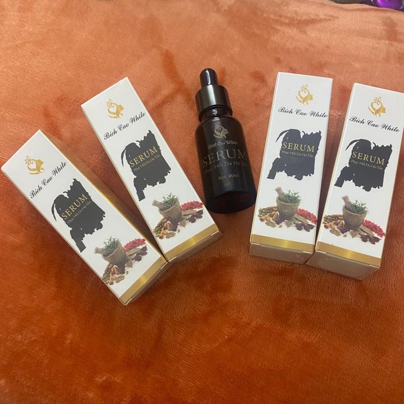 5 SERUM BÍCH CAO SÁNG MỊN DA CẤP ẨM