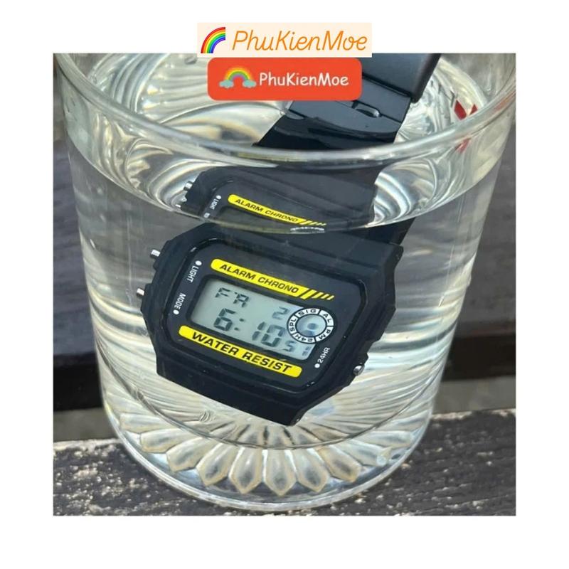 Đồng hồ điện tử Caiso đeo tay kháng nước có báo thức và đèn led Watch Nam