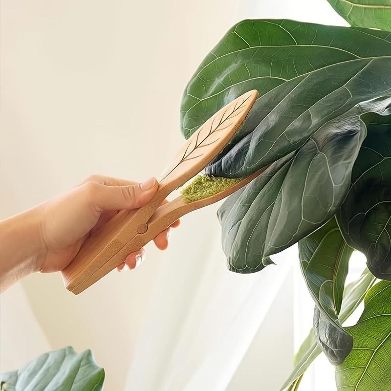 Product Introduction of Wooden Handle Leaf Cleaning Tongs, Effortless Double-sided Plant Leaf Cleaning Tool, Dust Removal Tool for Indoor Outdoor House Plants 6