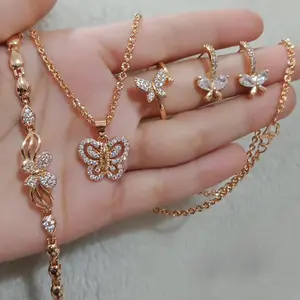 Set Perhiasan Wanita Dewasa Model kupu-kupu Berlian Aksesoris Jewellery Titanium Emas