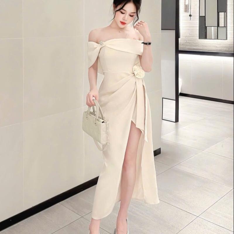 LORIS - Yuka Dress, Đầm trễ vai xẻ tà đi tiệc xinh 2