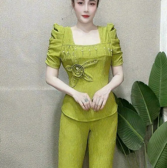 Đồ bộ quần dài tay ngắn cổ vuông trước áo có đính hạt kết hoa size từ 40-60kg chất vải xốp nhật Top 2