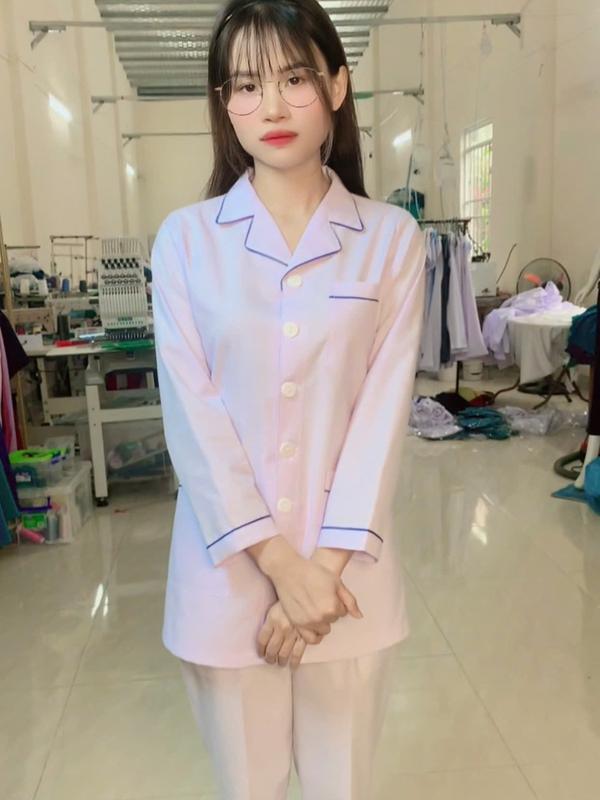  Áo blouse nữ dáng ngắn dài tay có viền xanh dành cho điều dưỡng ,dược sĩ chất liệu thô oxford 