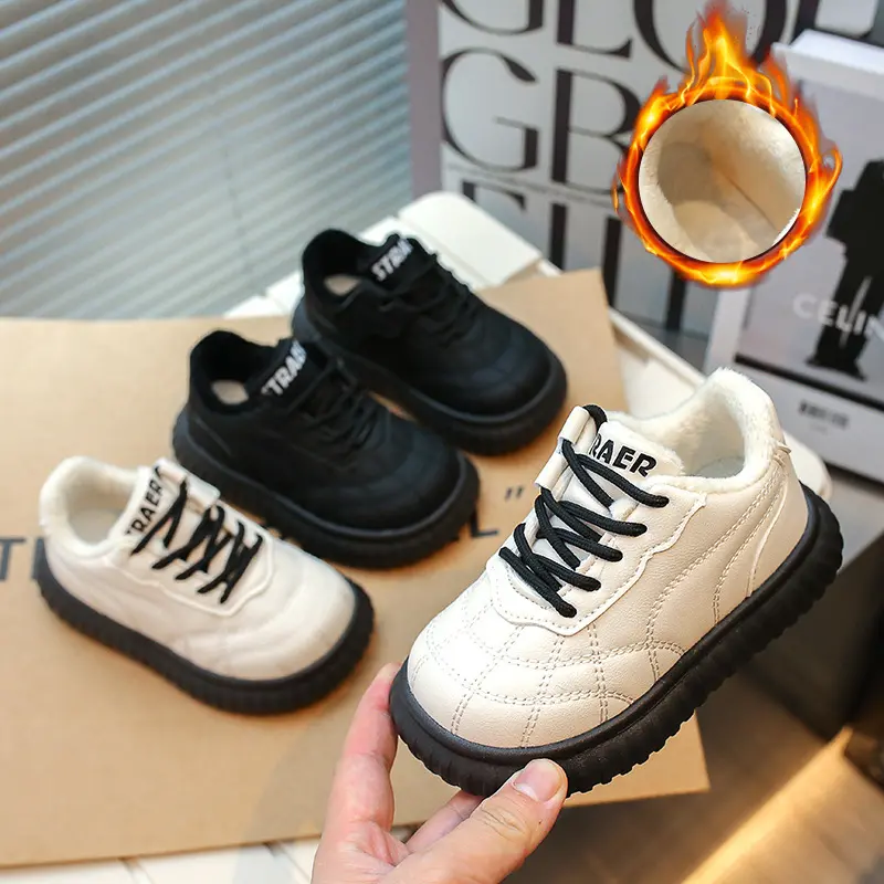 Girls' sports shoes with winter fleece new black and white white shoes, children's warm and fleece style boys' sports shoes