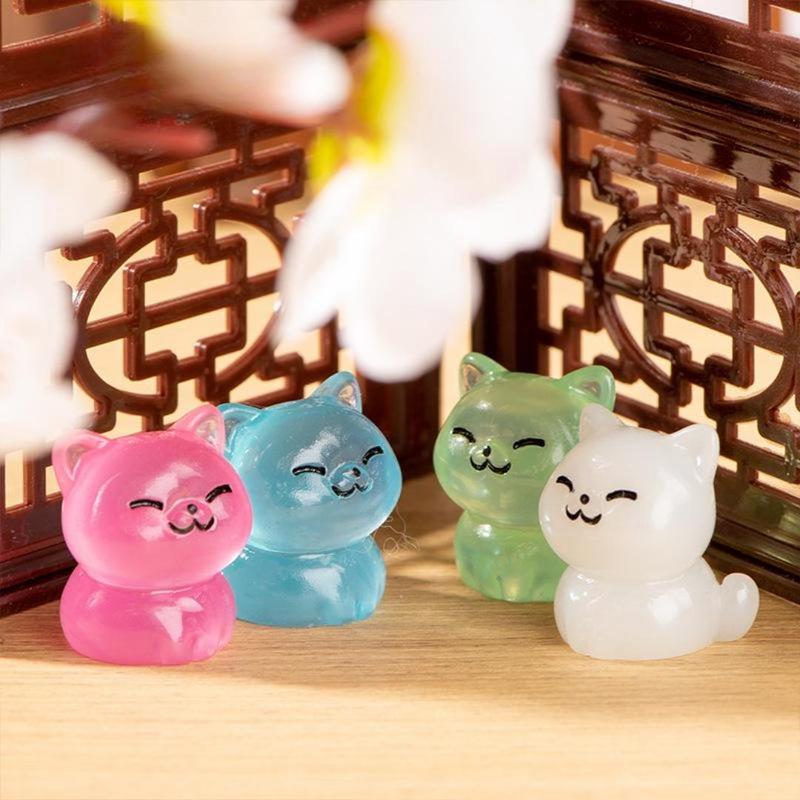 Product Introduction of Luminous Cute Cat Design Resin Ornaments, 10pcs Creative Fluorescent Cute Mini Cat Tabletop Decorations, Car Decoration Accessories, Home Decor Supplies 10
