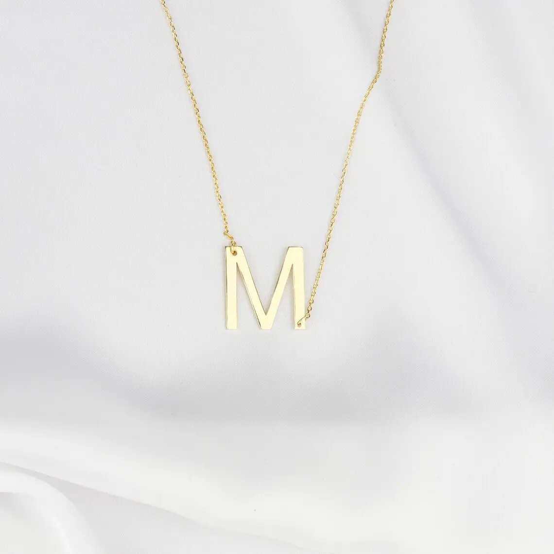 kalung inisal huruf terbaru A-Z Titanium