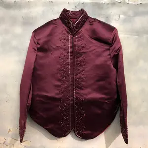 beskap pengantin bergundi