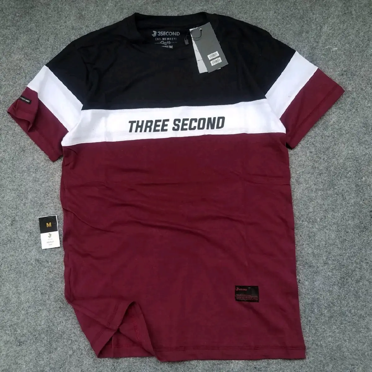 Kaos Distro cowok pendek kombinasi Baju Pria Sablon High Logo Nyaman Keren bajudistro
