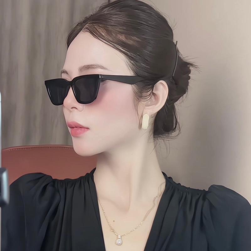 Km41 kính mát nam nữ 2 màu đen trắng chống tia Uv [tặng kèm hộp đựng kính và khăn lau] Kính Mắt Chống Nắng Women Mắt Kính Women Mắt Kính