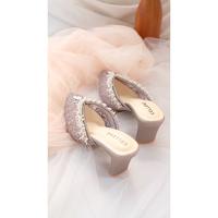 Gambar Maddy Beads / wedding shoes brukat payet 7cm Wanita Pesta - Mauve Grey, 37 dari Cellene Shoes Kota Surabaya 4 Tokopedia