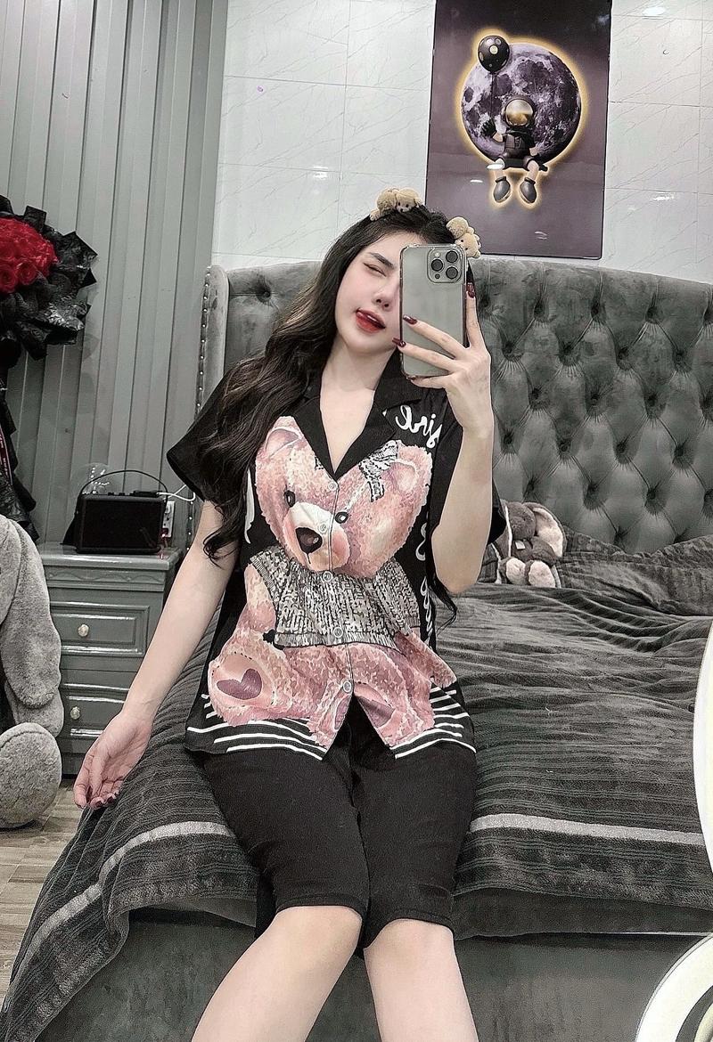 Product Introduction of Đồ Bộ Pijama Lửng Lụa Xước Hình Gấu Và Cô Gái Mau Mới 6 Màu Sắc Tay Ngắn Freesize 40-58Kg &Bigsize 60-75Kg Women 8