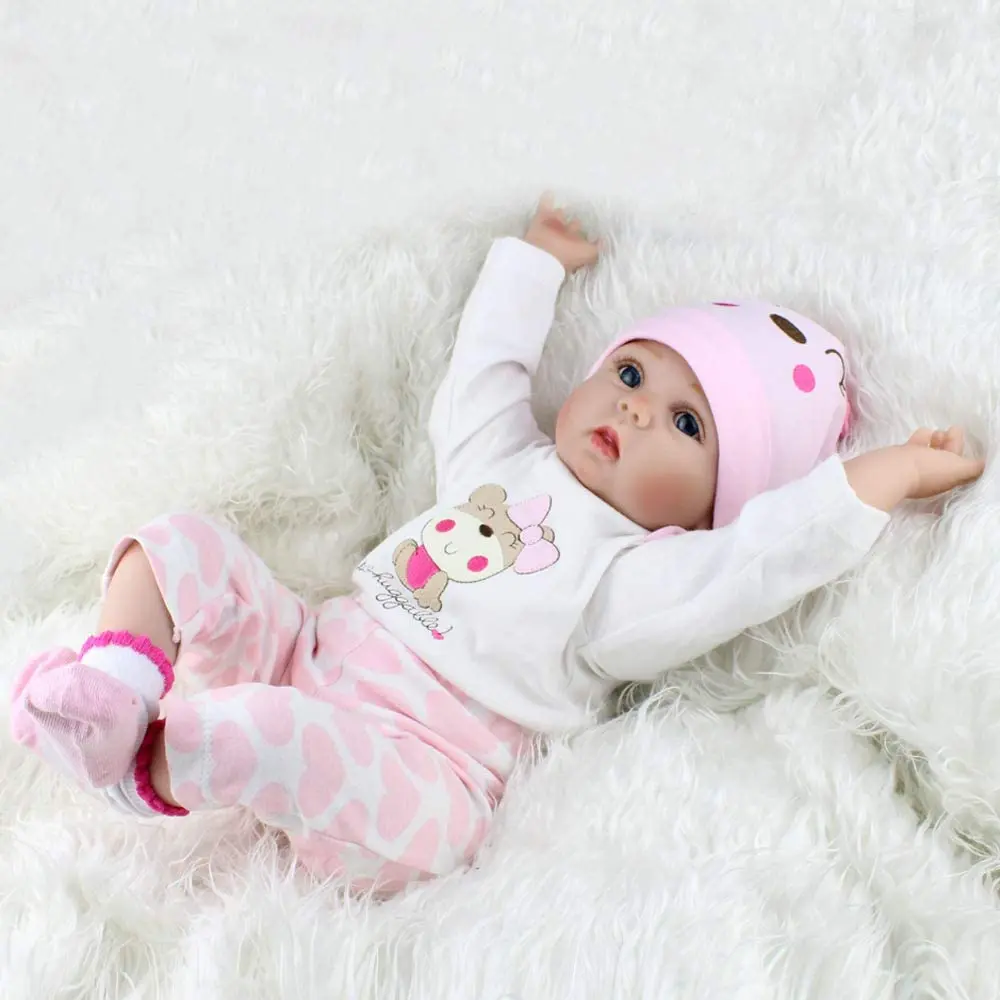 55cm/22 Inches Rebirth Girl Doll, Comes with Gift Box, Pacifier, Birth Certificate, Diaper Pad for The Doll, Instructions, Hand Tag