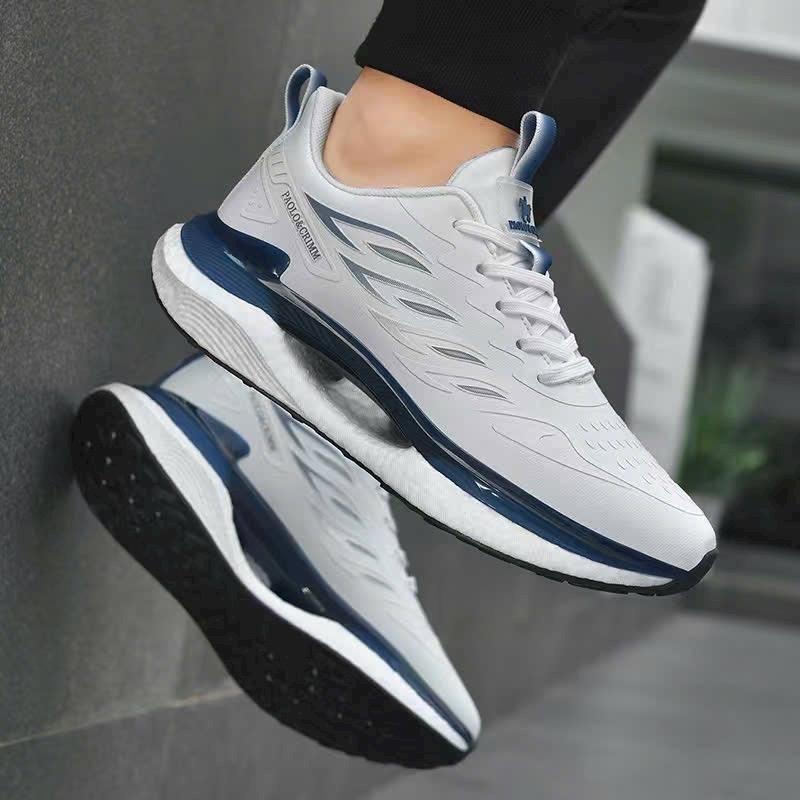 MÃ A18; GIÀY THỂ THAO CHO NAM CHẤT LIỆU DA PU CAO CẤP ĐẾ TRỢ LỰC BÓT NÉN SIÊU NHẸ PHÙ HỢP ĐI CHƠI ĐI HỌC MẦU TRẮNG GIẦY NỘI ĐỊA TRUNG