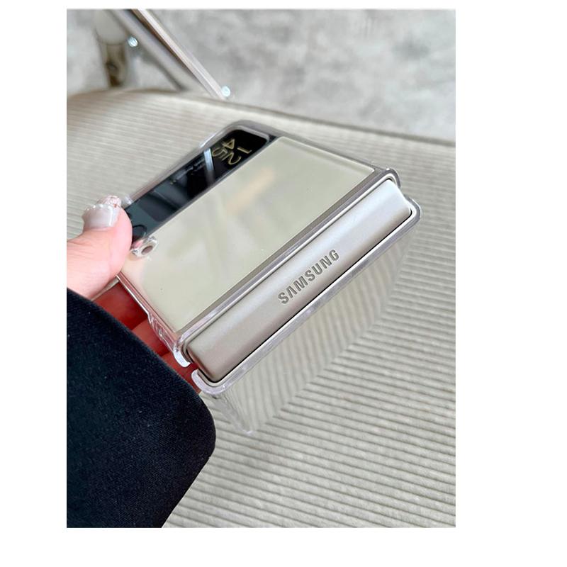 Product Introduction of For Samsung Galaxy Z Flip 4 Case Thin Soft Transparent High Clear Hard PC Phone Cases on For Galaxy Z Flip 3 5G ZFlip3 Cover 5