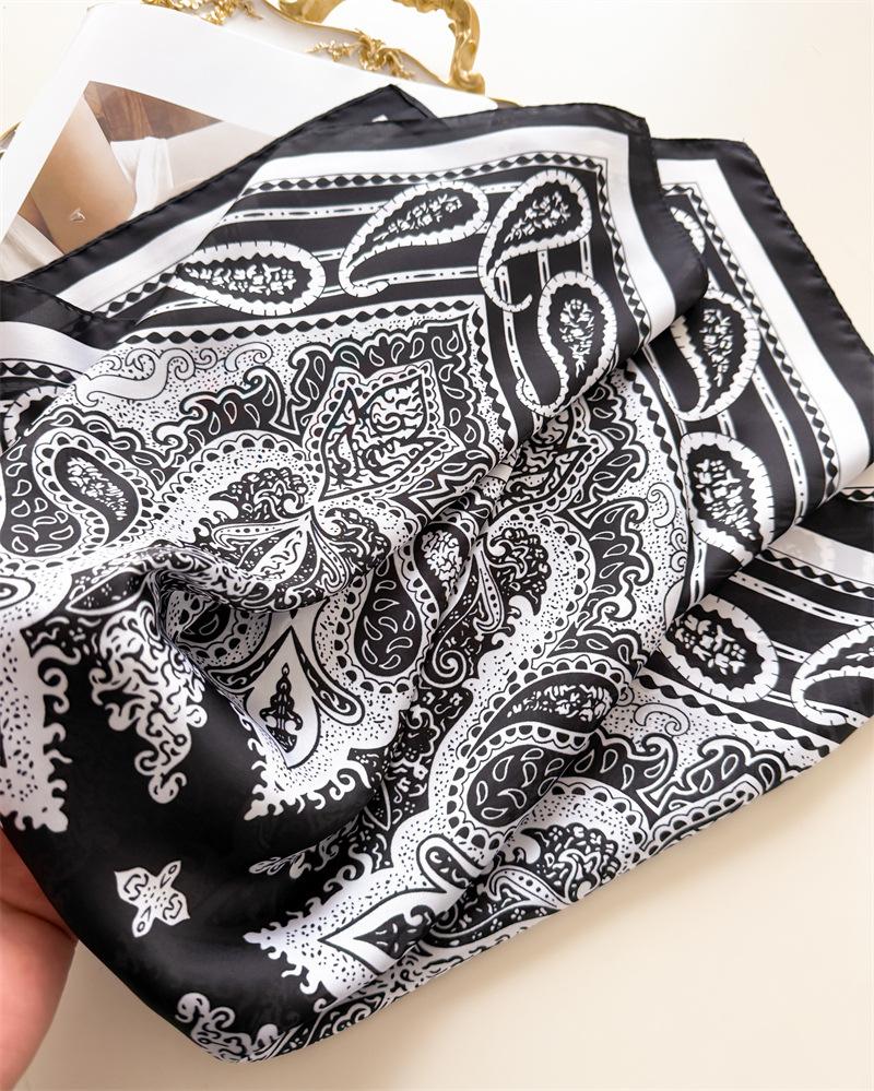 Product Introduction of Khăn Quàng Cổ Vuông Cổ Áo Tóc In Hình, Dành Cho Nữ, Hàng Mới Về, 70CM (27,55inch), Làm Bằng Lụa, Mô Phỏng Lụa, Thích Hợp Cho Tiếp Viên, Khăn Choàng Nữ Công Sở, WJ70FZS-101 11