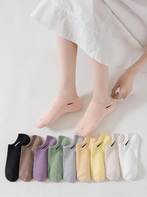 Women's Striped Print  Ankle Socks, Casual Comfy Breathable Socks for Daily Wear, Multipack Knit Socks for All Seasons 4
