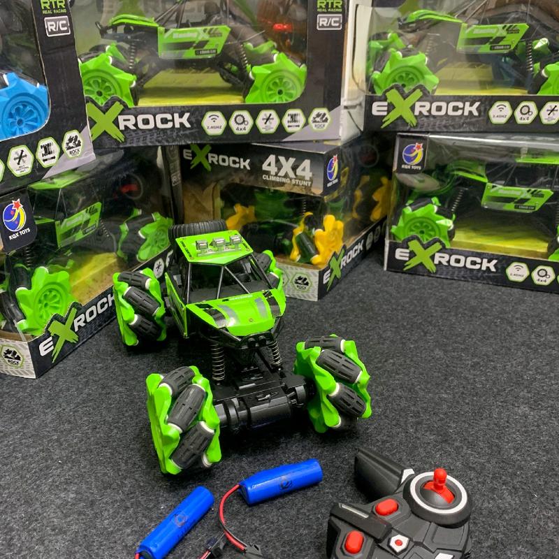 Tặng pin dự phòng-Xe địa hình exrock 7 kênh Đồ Chơi Toy Ô Tô 3