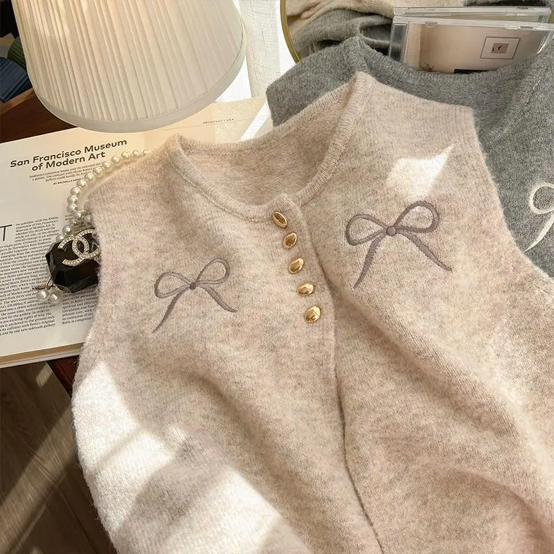 Áo Ghi Lê Vest Thêu, Phong Cách Cổ Điển, Cổ Tròn, Dành Cho Nữ, Hàng Mới Về, Thích Hợp Cho Các Hoạt Động Ngoài Trời, Có Nút, Không Tay, Áo Ghi Lê, Thích Hợp Cho Mùa Xuân Và Mùa Thu, Năm 2025, OOTD
