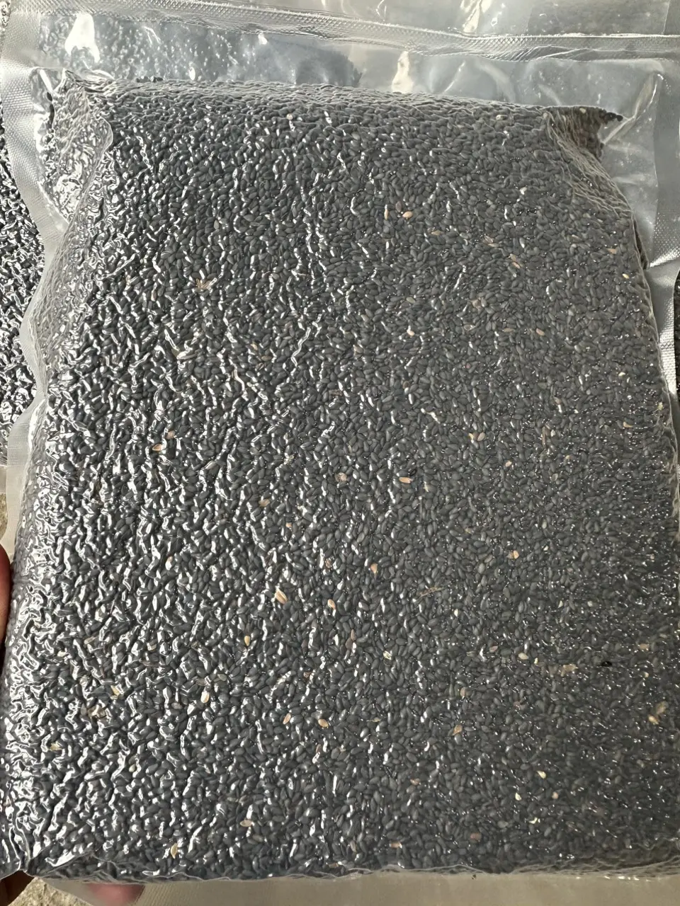 1KG MÈ ĐEN NHÀ TRỒNG CHẮC HẠT HÚT CHÂN KHÔNG Food