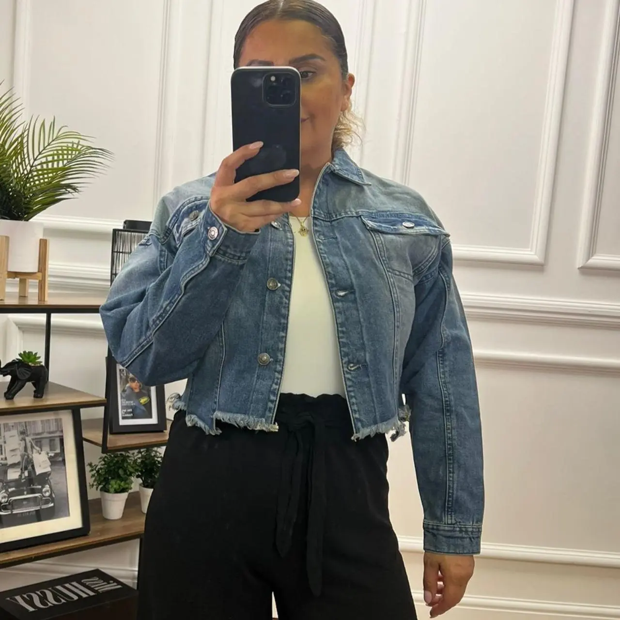 Women's Blue Cropped Frayed Denim Jacket - Alexis