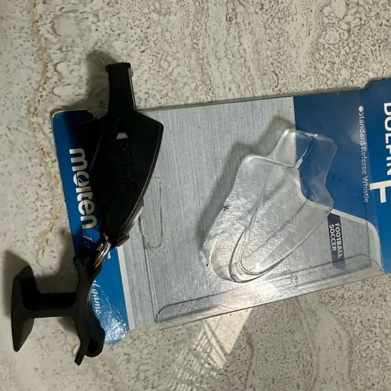 Còi trọng tài bóng dofinF 2