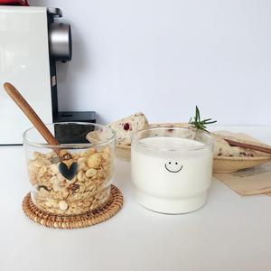 แก้วน้ํา แฮนด์เมด ทนความร้อน ลายหน้ายิ้ม 300 มล. วางซ้อนกันได้ สไตล์เกาหลี สําหรับใส่นม โยเกิร์ต พุดดิ้ง