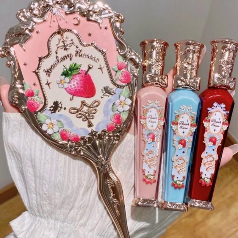 FLOWER KNOWS Son Kem 3.5ml  Vỏ In Họa Tiết Hoa / Dâu Tây Xinh Xắn Nữ Trang Điểm