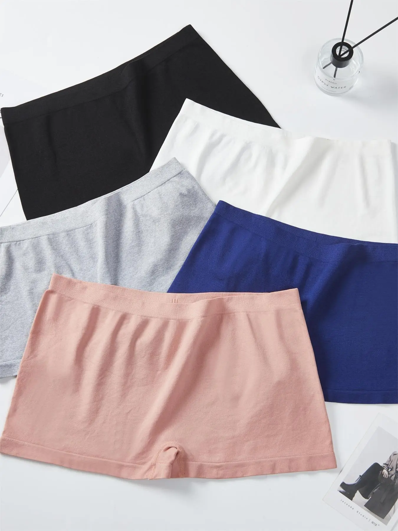 LGBTQ+ Women's Minimalist Plain Boyshorts for Daily Wear, Soft Comfy Breathable Knickers for Daily Wear,  Women's Underwear Clothes for All Seasons