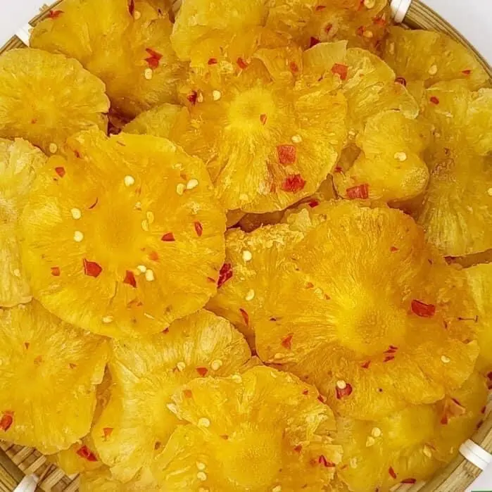 Thơm sấy dẻo muối ớt cô ba sương loại xuất khẩu 500g