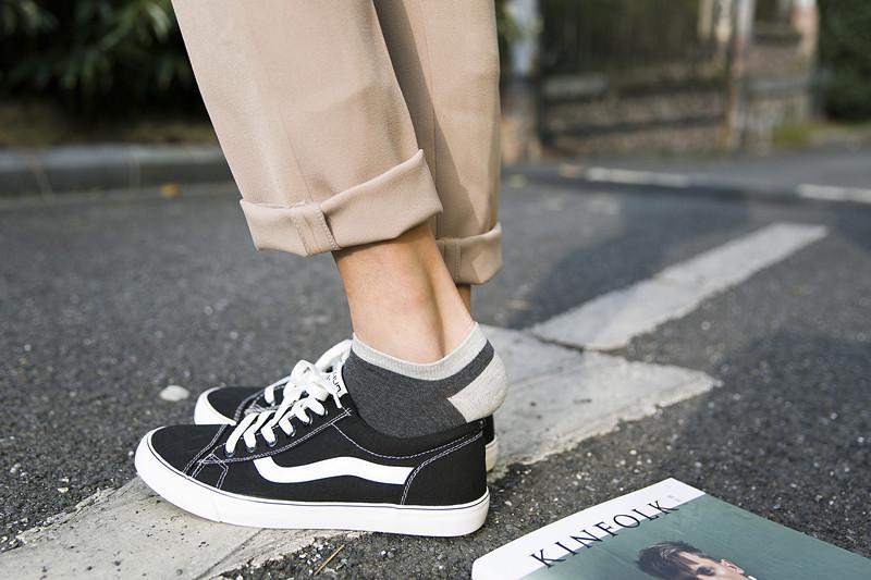 Product Introduction of Summer Korean Style Men's Cotton Boat Socks Retro Fashion Invisible Socks Plain Flat Socks Personality Fashion 13
